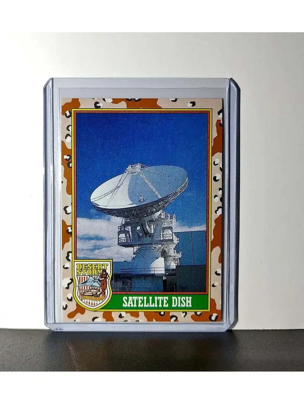Satellite Dish 1991 Topps Desert Storm #72 Card